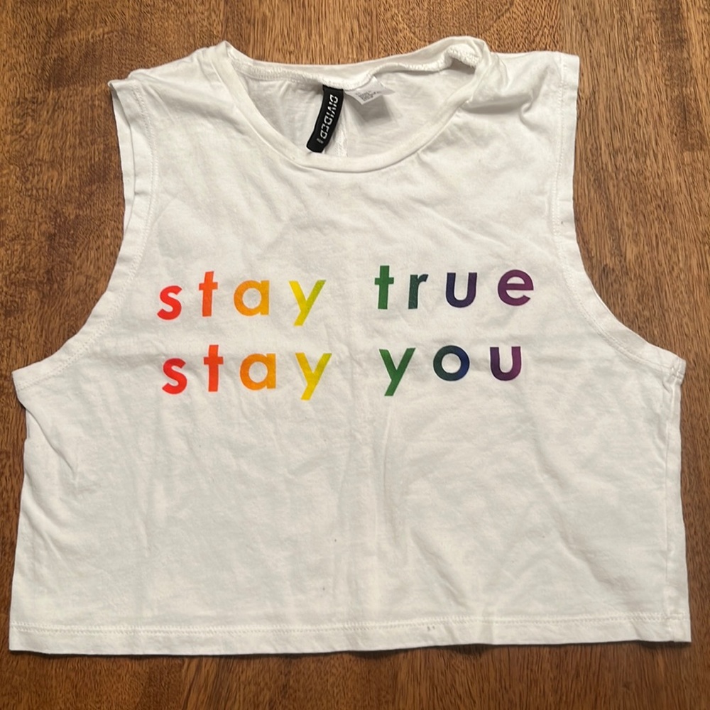 Rainbow graphic crop top women’s size XS - Picture 1 of 4